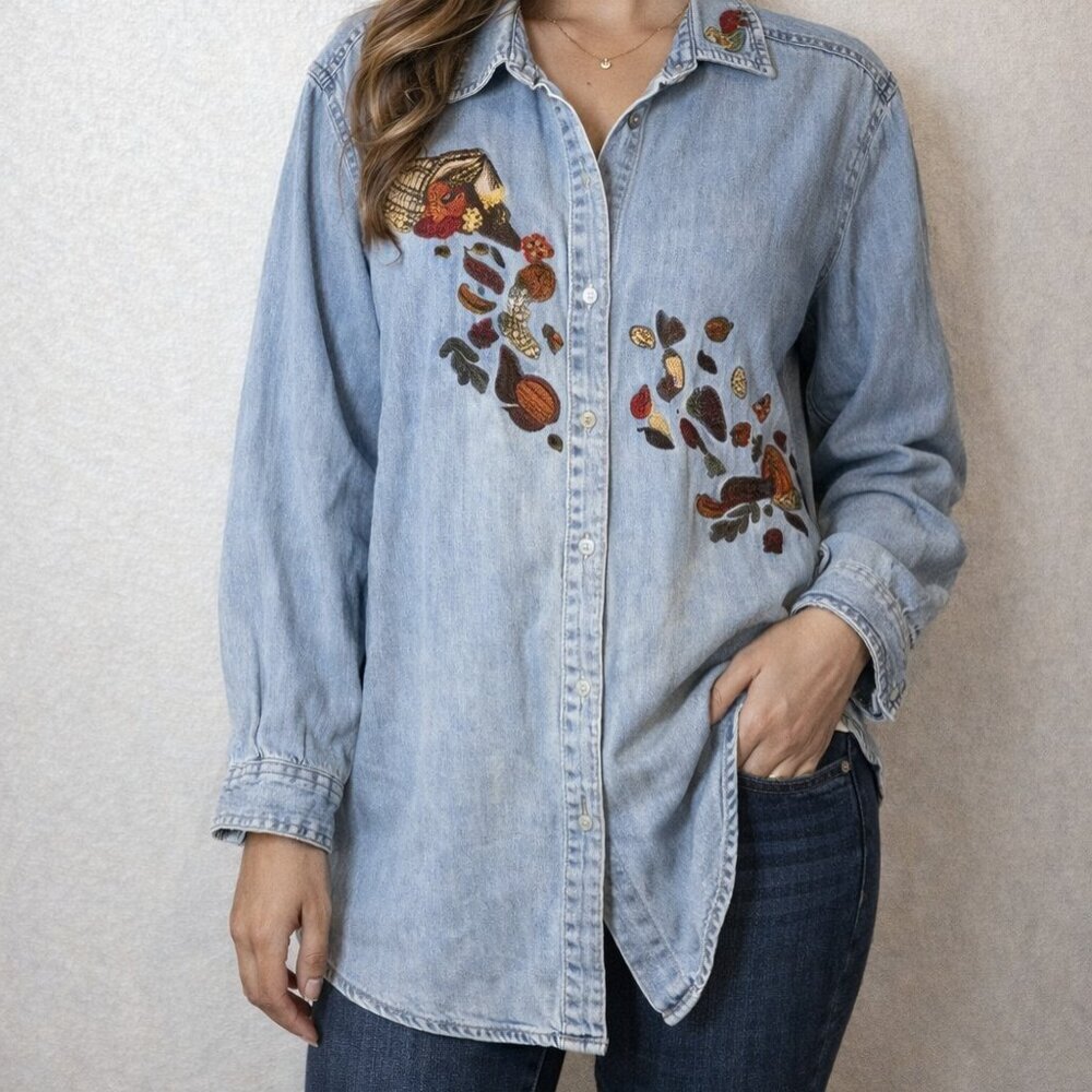Vintage 90’s Holiday Embroidered Denim Shirt, Festive size 2X 100% Cotton